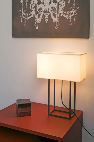 Lampada da tavolo moderna bianca metallo rettangolare