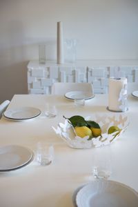 Centrotavola farfalle metallo bianco per cucina moderna porta frutta