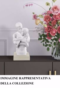 Soprammobile scultura da tavolo moderna innamorati gesso bianco base oro lucido