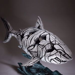 Edge scultura soprammobile da tavolo squalo bianco