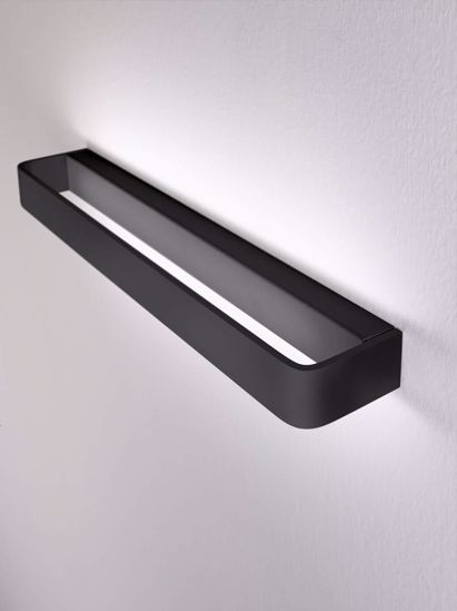 Linea light metal applique led 11w 3000k nero design moderna luce biemissione