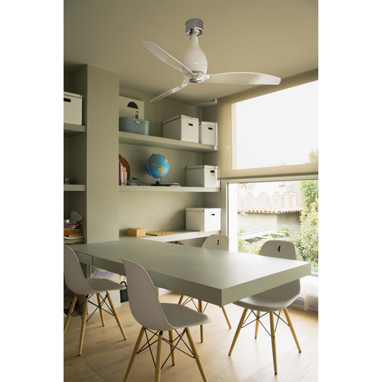 Ventilatore moderno con luce da soffitto vetro bianco opaco e telecomando