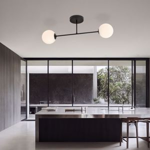 Plafoniera moderna per ingresso cucina nera sfere vetro bianche