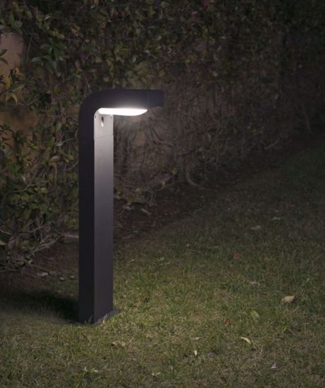 Lampione antracite design moderno da giardino