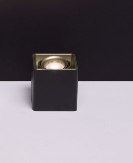 Faretto soffitto cubo nero oro luce orientabile