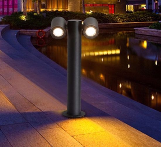 Lampione da giardino nero moderno 2 luci orientabili gu10 led ip55