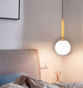 Lampadario pendente oro sfera bianca per camera da letto per comodini