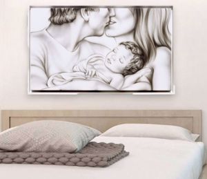 Capezzale bacio di amore sacra famiglia dipinta a mano moderna 114x70 cornice bianca