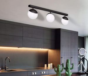 Plafoniera nera con sfere tre luci orientabili per cucina moderna
