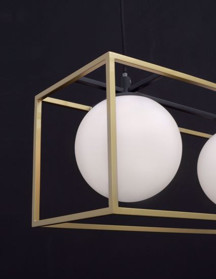 Lampadario per tavolo da cucina metallo oro 3 luci sfere vetro bianco