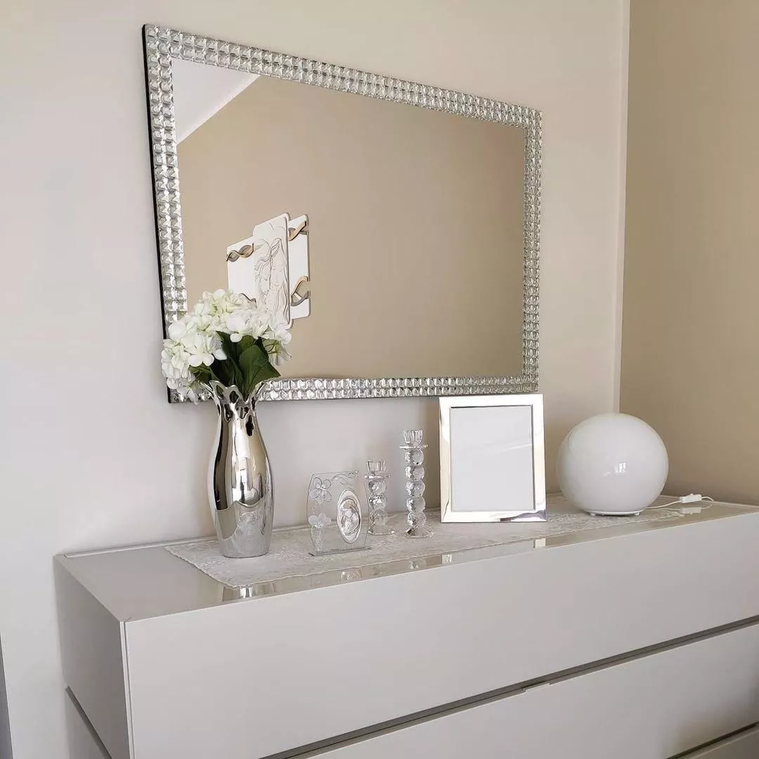 Specchio moderno grande per camera da letto - Specchiere moderne