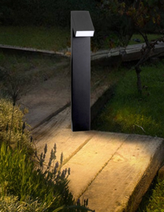 Lampione moderno nero led 6w 3000k ip65 design da esterno giardino