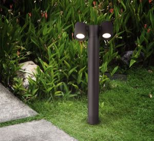 Lampione nero  da giardino moderno 2 luci orientabili ip54