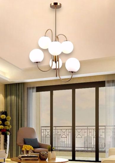 Sospensione design per soggiorno sfere vetro bianco oro