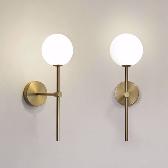 Applique oro sfera vetro bianco stile contemporaneo