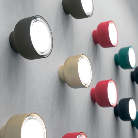 Applique lampada da parete bottone bianco moderna vivida
