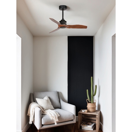 Ventilatore da soffitto nero fino a 13mq pale effetto legno