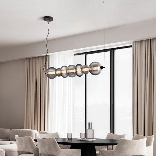 Lampadario orizzontale moderno con sfere di vetro per soggiorno
