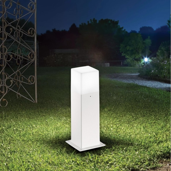 Lampioncino moderno da giardino bianco quadrato