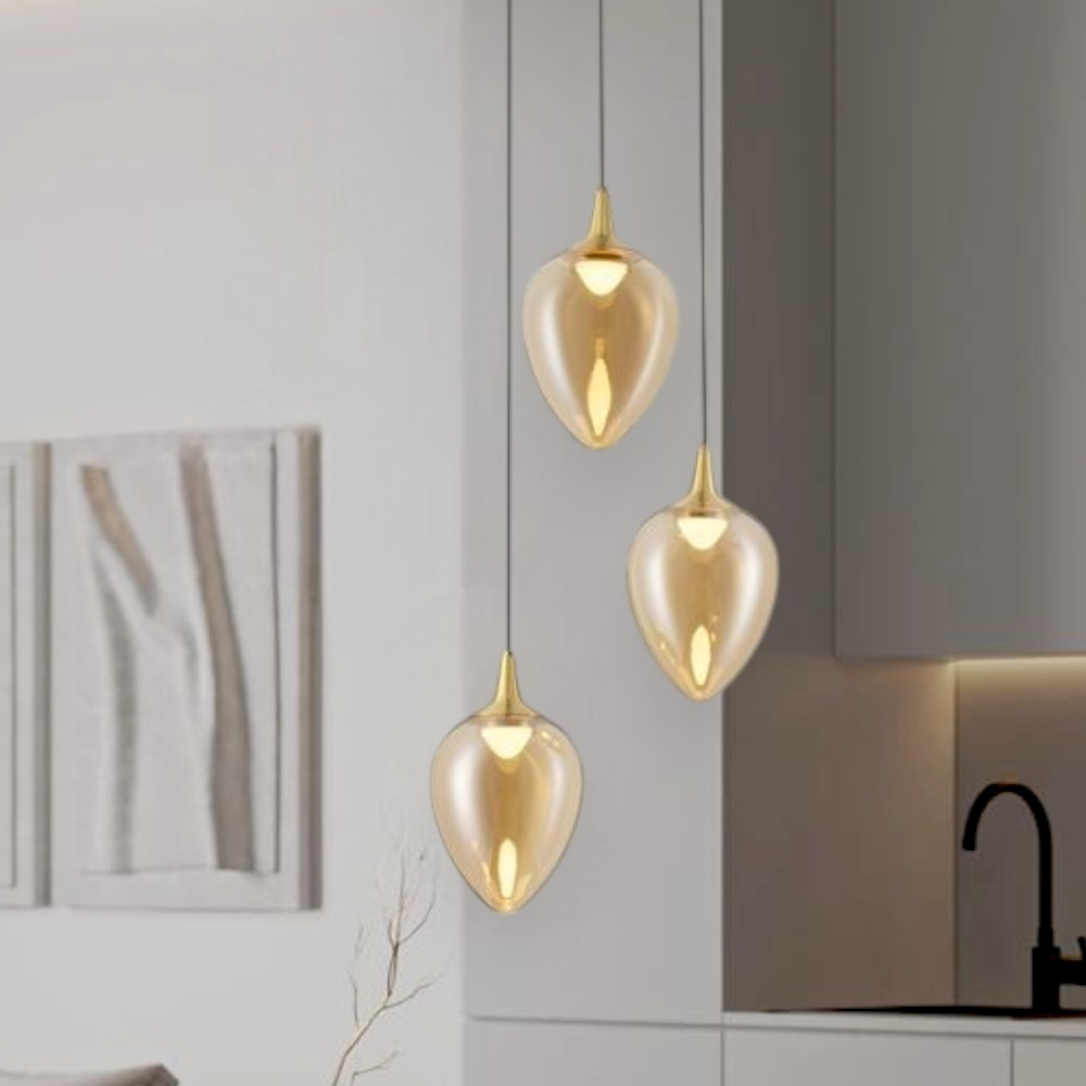Lampada a sospensione a forma di goccia in ottone e vetro