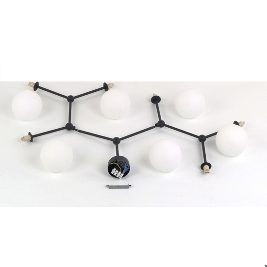 Plafoniera moderna per salotto nero 6 bocce bianche
