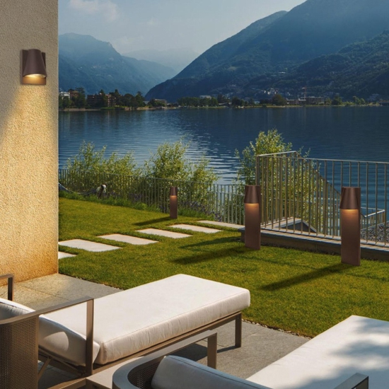 Lampione marrone da giardino design moderno fp