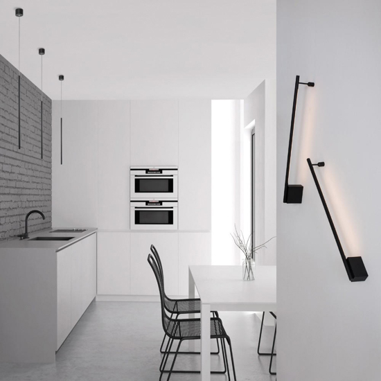 Applique incrocio 60cm sporgenza 7cm bacchetta nera led moderna