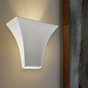 Applique bianca di gesso ceramico stile contemporaneo