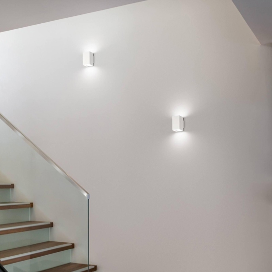 Applique per parete bianco quadrato luce biemissione