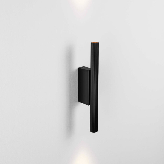 Applique moderna cilindro rigato nero led 11w 3000k biemissione