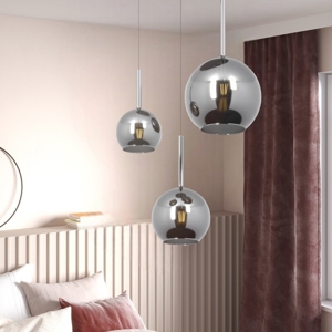 Lampadario pendente tre luci vetri cromo per camera da letto