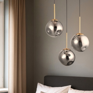 Lampadario per camera da letto oro sfere vetri fume