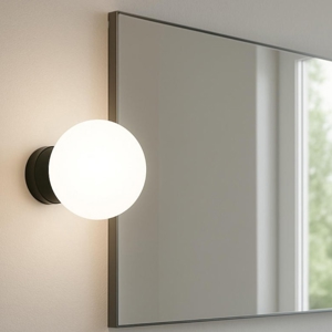 Perenz maga applique nera per bagno sfera vetro bianco
