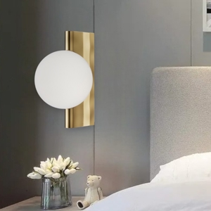 Maytoni avant-garde applique per comodino colore oro