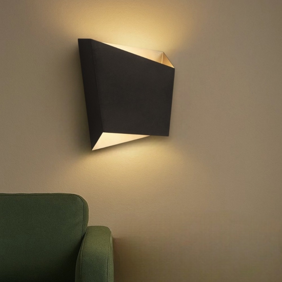 Applique per parete nero interno oro design moderna