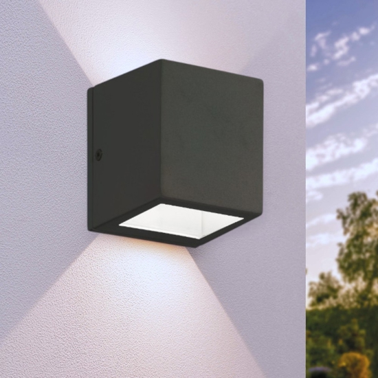 Applique nero da esterno cubo fp