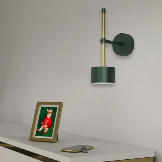 Lampada da parete verde oro lucido per salotto