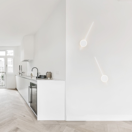 Applique moderna design da parete bacchetta bianca led