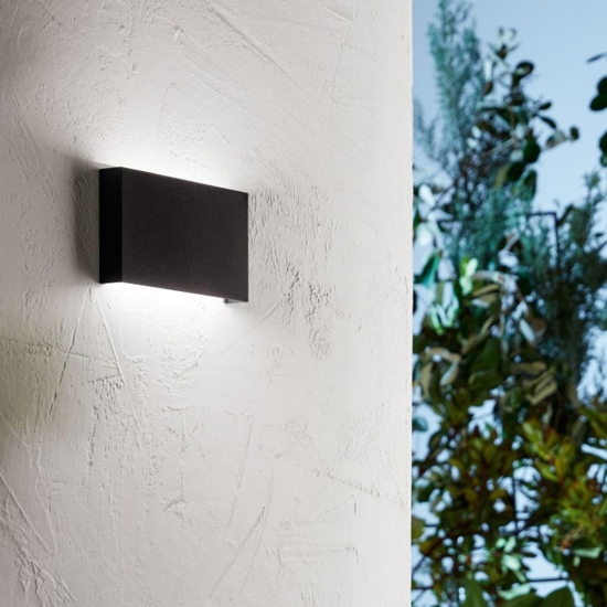Applique per esterni wally nero affralux 20w 3000k 4000k moderna