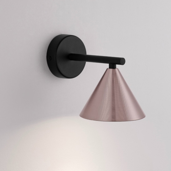Applique da parete a cono paralume colore oro rosa