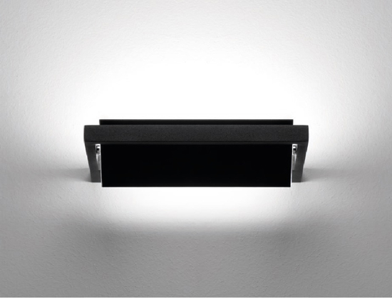 Applique nero led 19w 3000k stilnovo tablet orientabile per soggiorno
