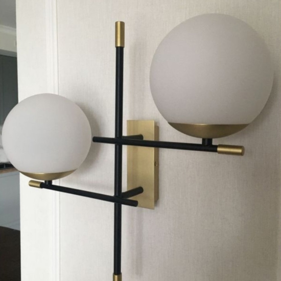Maytoni nostalgia applique da parete nero oro 2 luci sfere vetro per soggiorno
