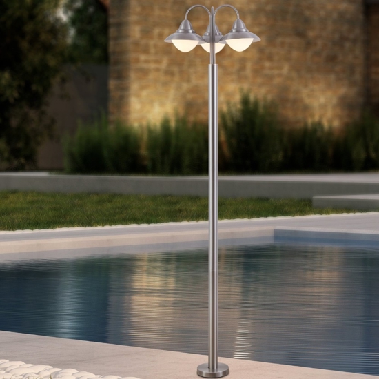 Lampione alto per esterno giardino acciaio inox 3 luci