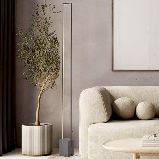 Piantana design minimalista led 3000k base in cemento