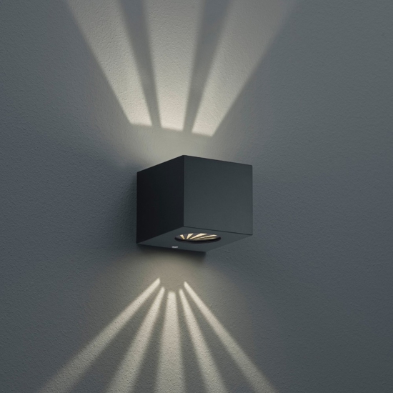 Applique da esterno cubo nero 4w 3000k fasci di luce regolabili