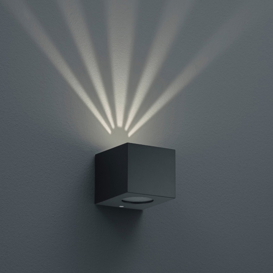 Applique da esterno cubo nero 4w 3000k fasci di luce regolabili