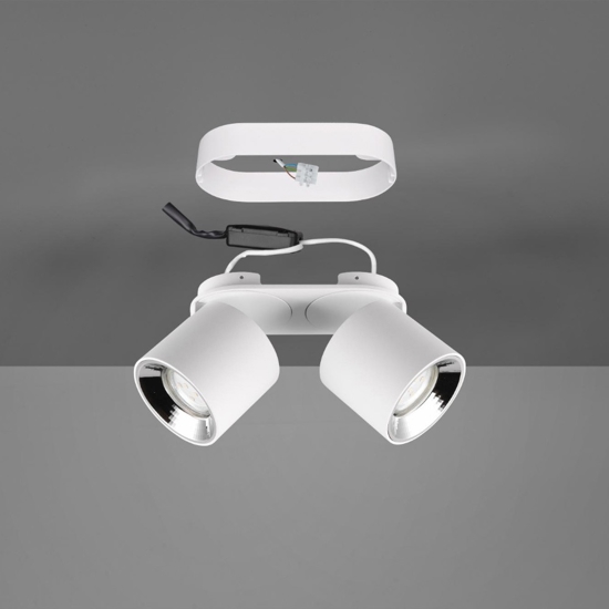 Plafone da incasso o plafone con faretti bianchi orientabili
