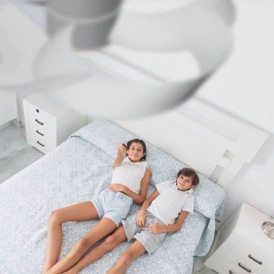 Plafoniera ventilatore con luce da soffitto moderno con telecomando 13mq