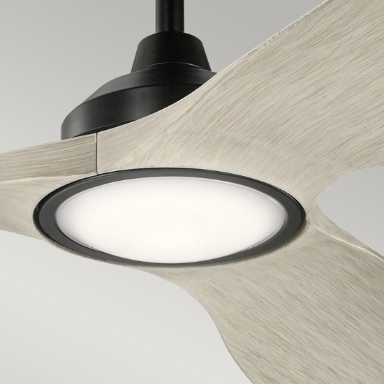 Ventilatore a soffitto con luce a pale di legno