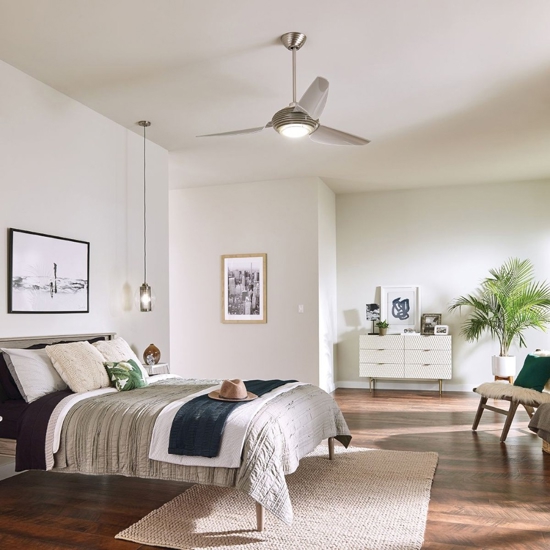 Ventilatore design a pale da soffitto con luce silenzioso